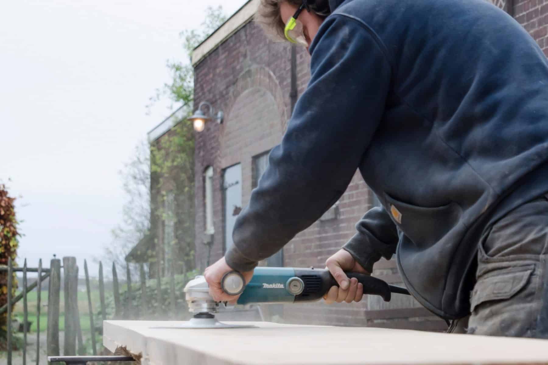 Op de werkplaats in Den Hout